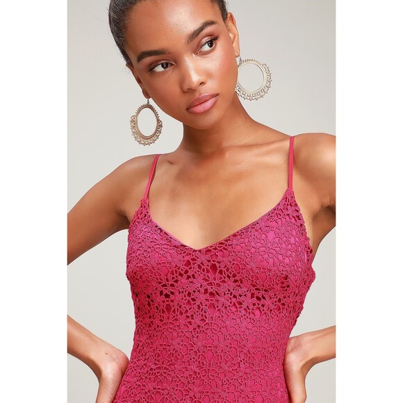 Lulus Believe in Love Magenta Backless Skater Mini Dress SZ M Lace Romantic - Picture 4 of 15